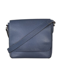 Louis Vuitton District PM Messenger Taiga Front With Strap