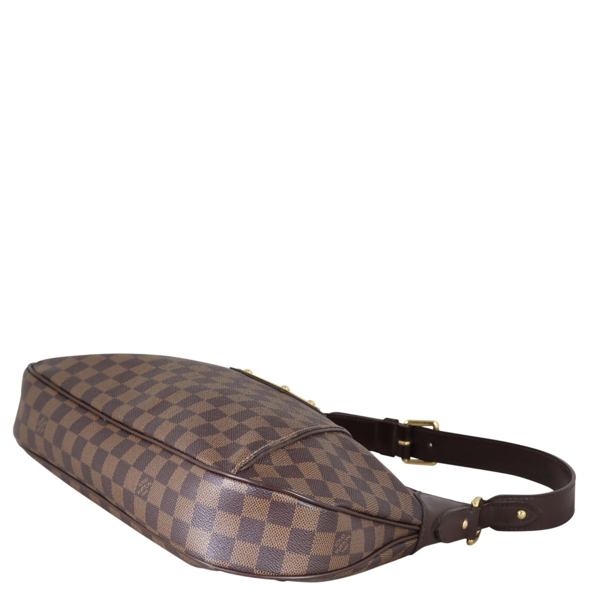 Louis Vuitton Thames GM Monogram Corner Distance