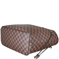 Louis Vuitton Neverfull MM Damier Ebene Corner Distance