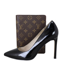 Louis Vuitton Medium Ring Agenda Cover Monogram Shoe
