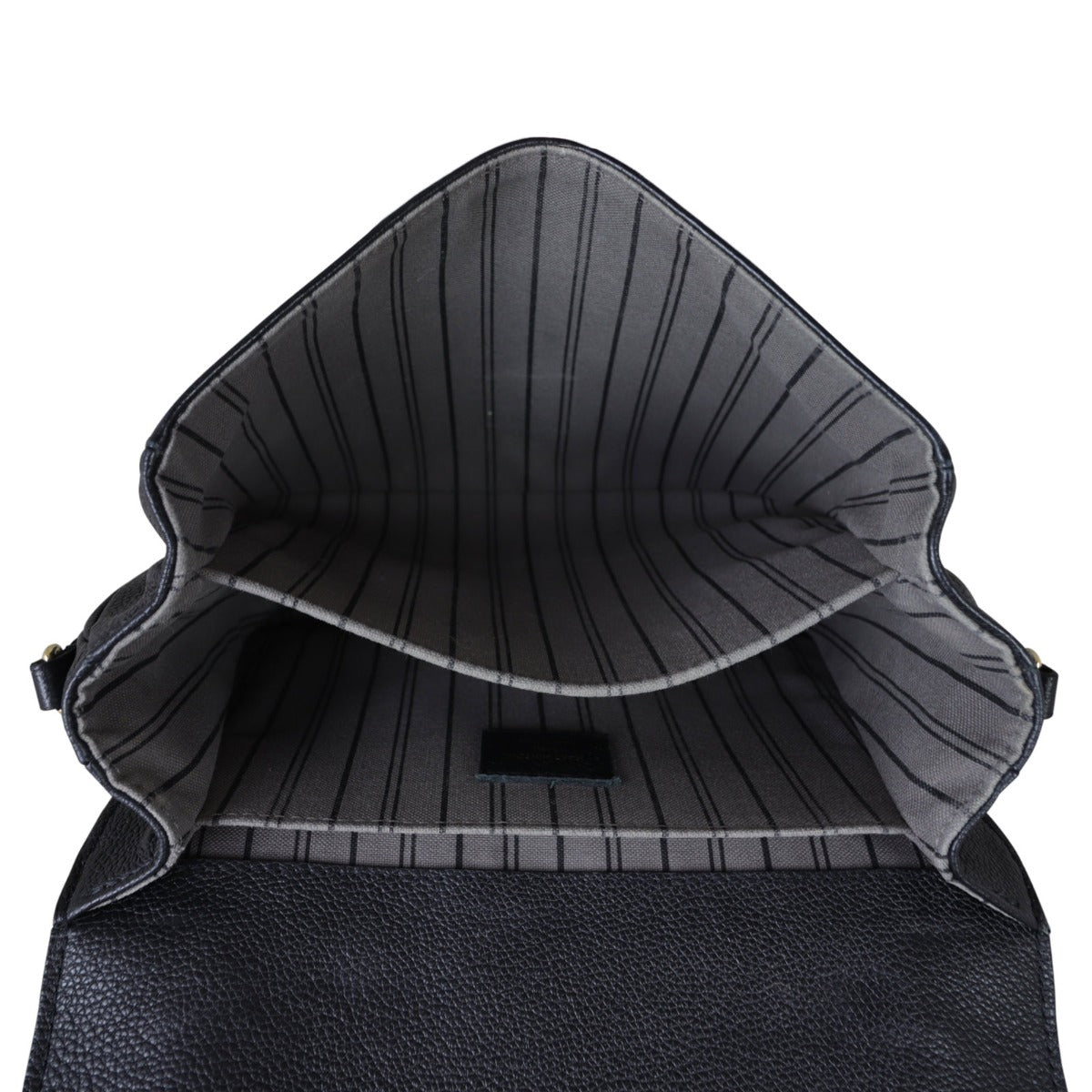 Louis Vuitton Pochette Metis Monogram Empreinte Whole Interior