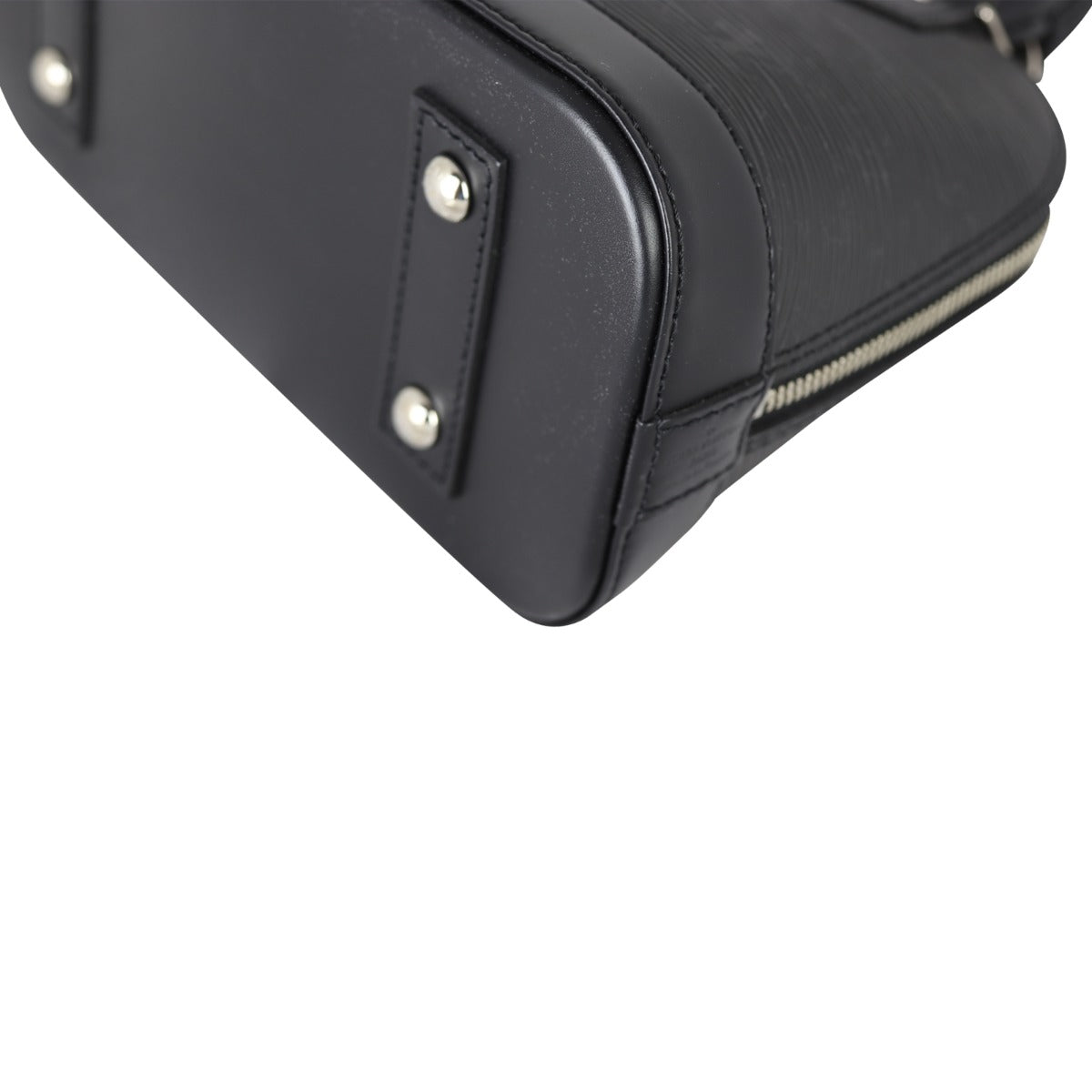 Louis Vuitton Alma BB Epi Corner Close Up