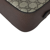 Gucci Neo Vintage GG Supreme Messenger Bag Corner Close Up