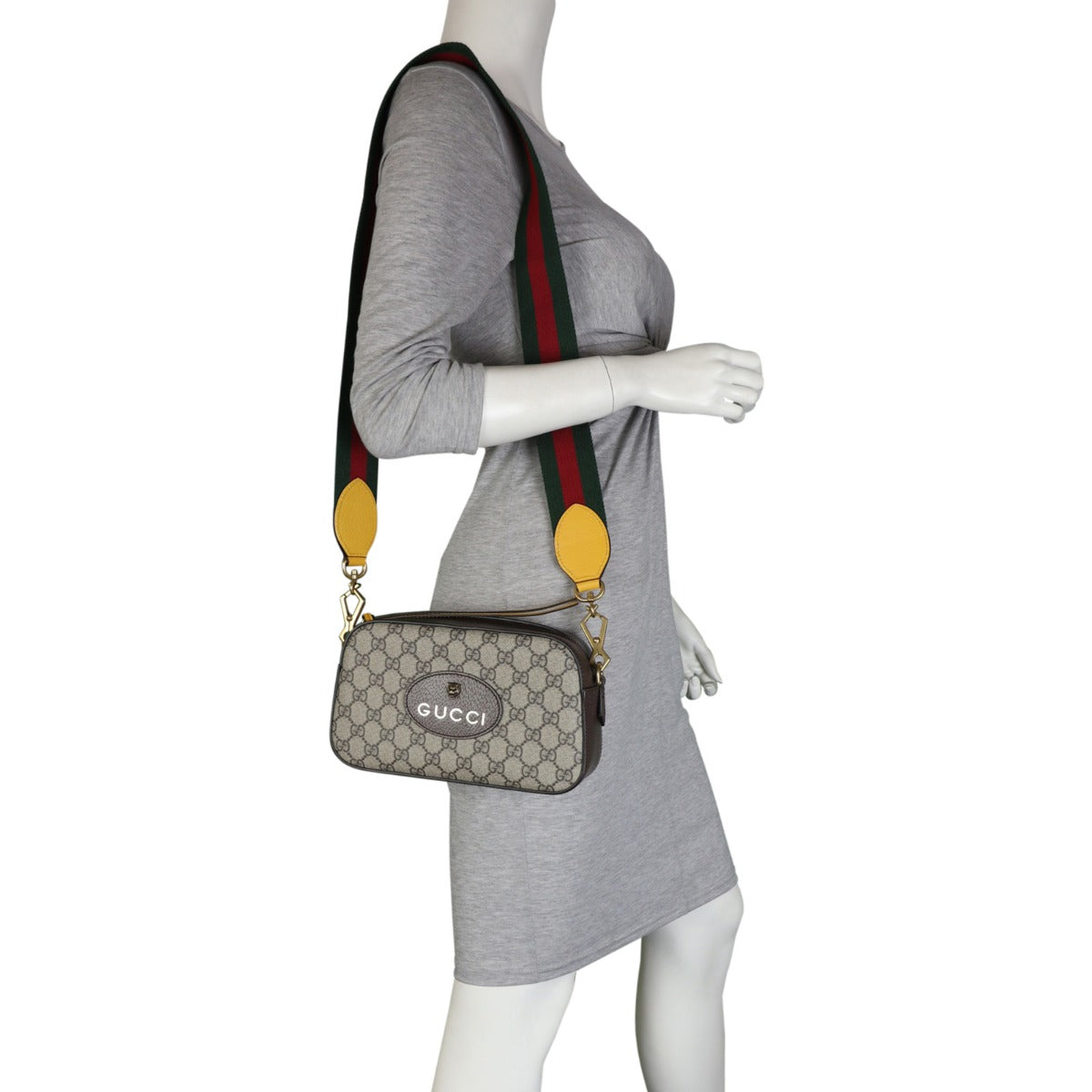 Gucci Neo Vintage GG Supreme Messenger Bag Mannequin