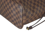 Louis Vuitton Neverfull MM Damier Ebene Corner Close Up