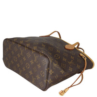 Louis Vuitton Neverfull PM Monogram Corner Distance