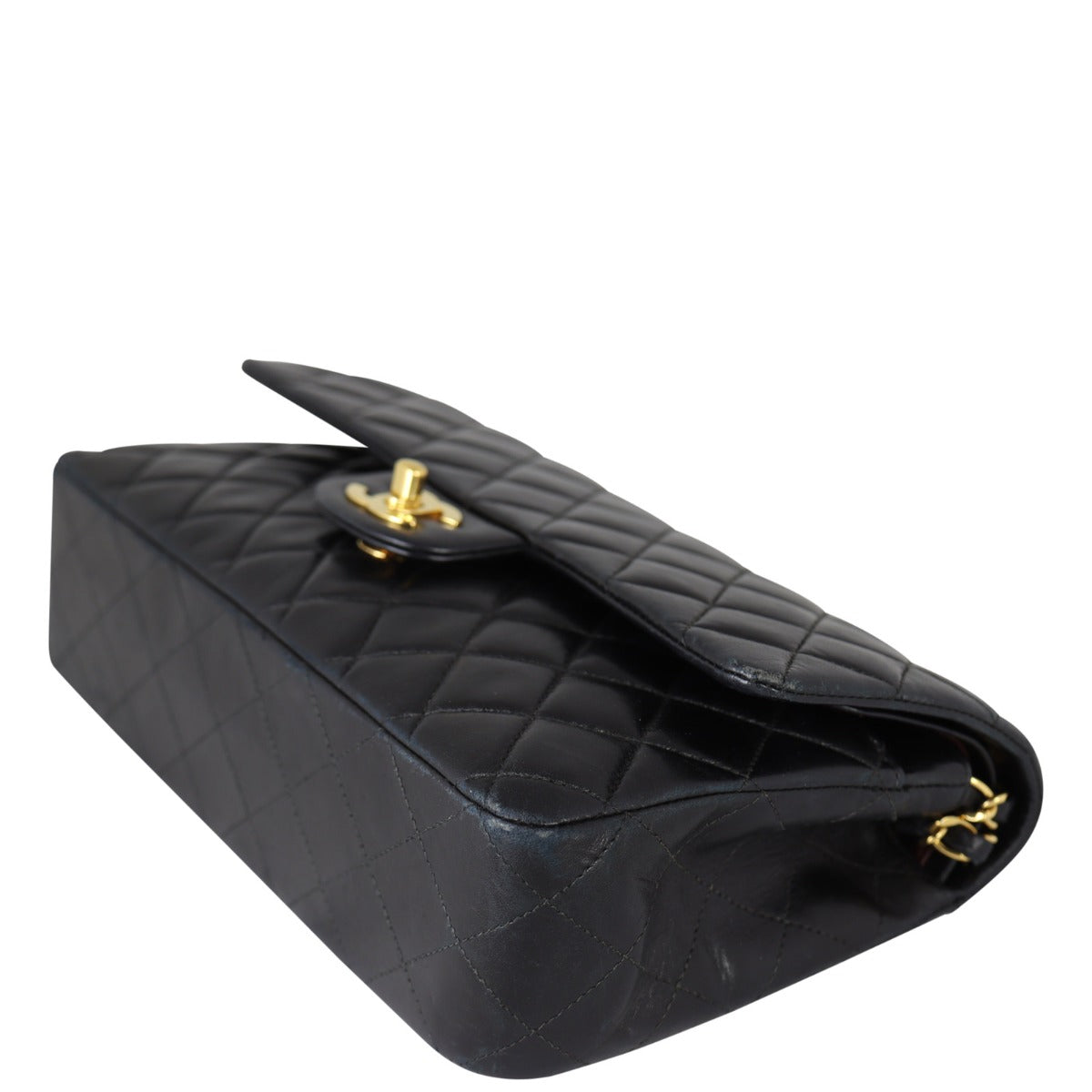 Chanel Classic Double Flap Medium Corner Distance