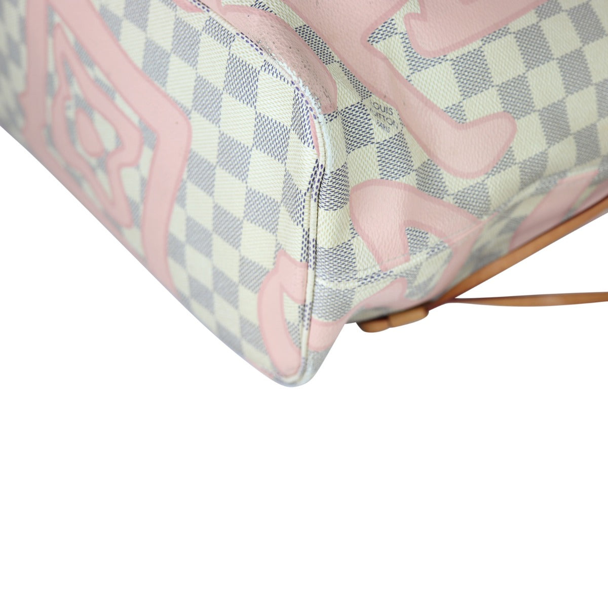 Louis Vuitton Neverfull MM Damier Azur Tahitienne Corner Close Up