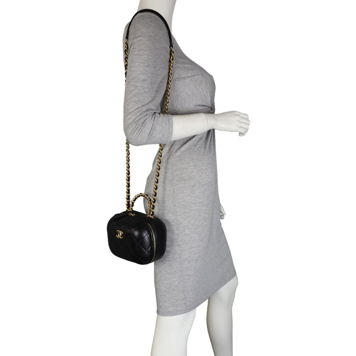 Chanel CC Bubble Vanity Case Mannequin