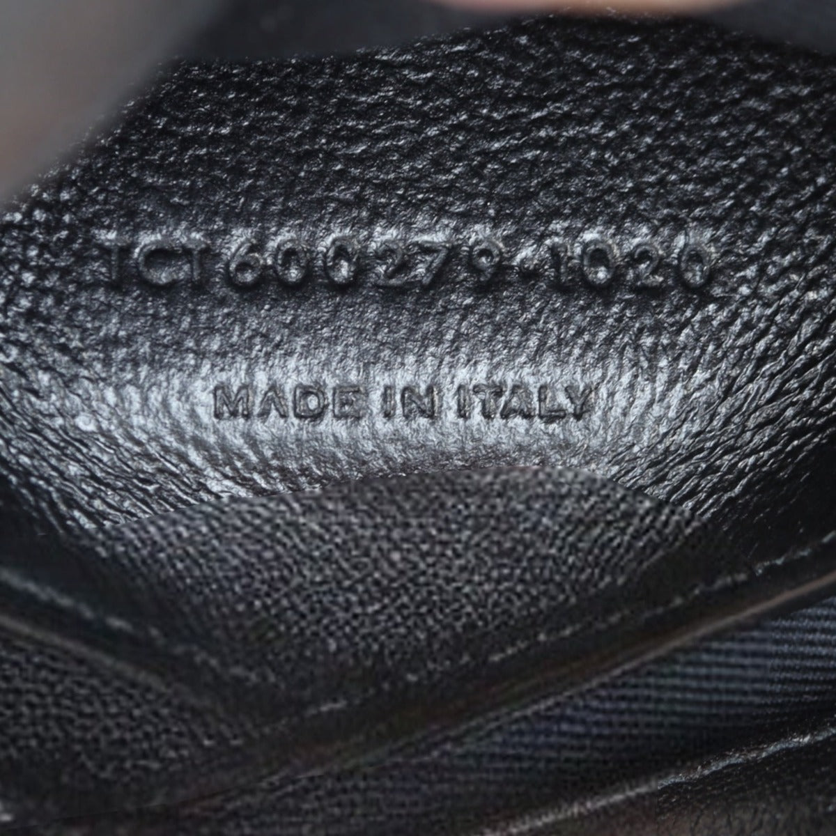 Saint Laurent College Medium