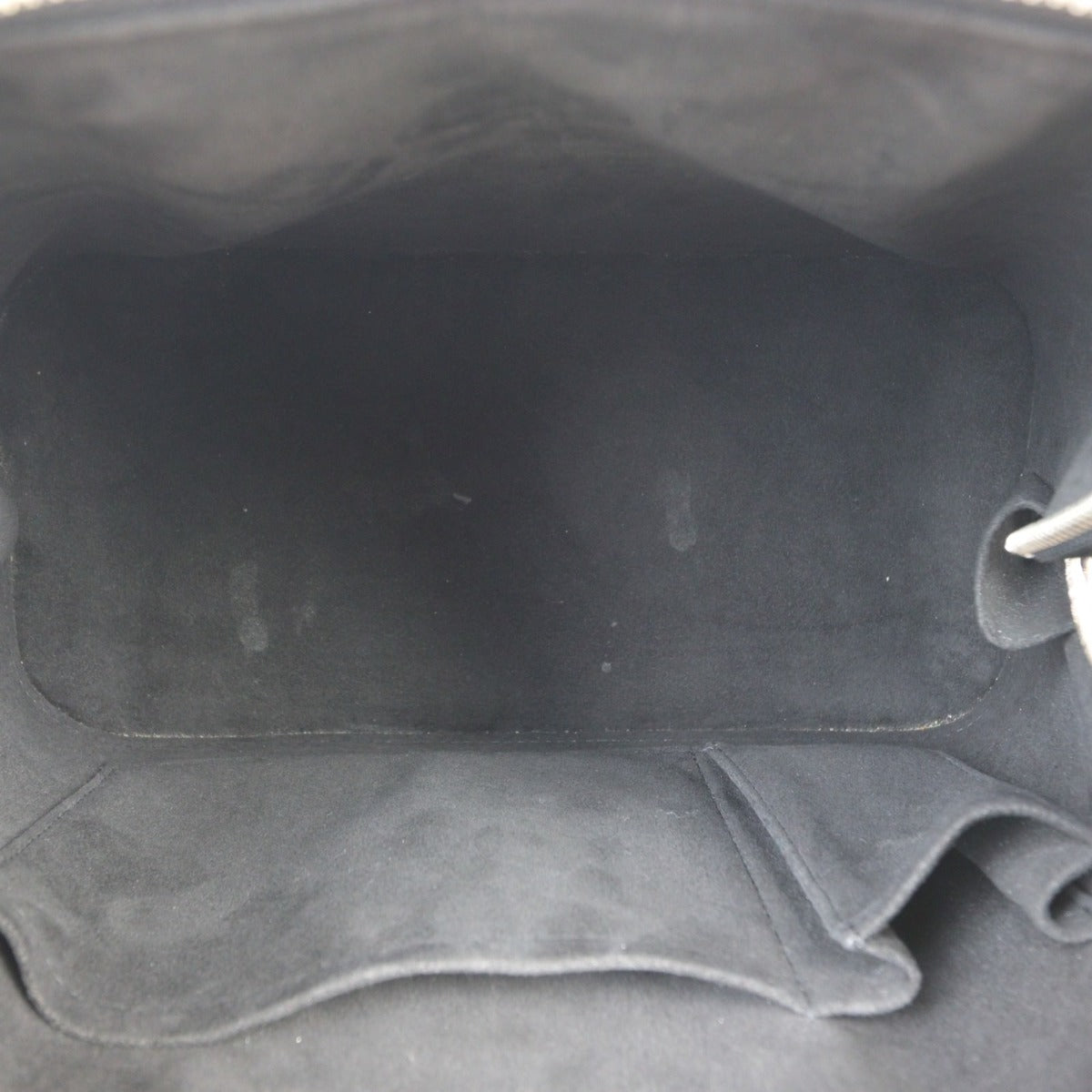 Louis Vuitton Alma PM Epi Electric