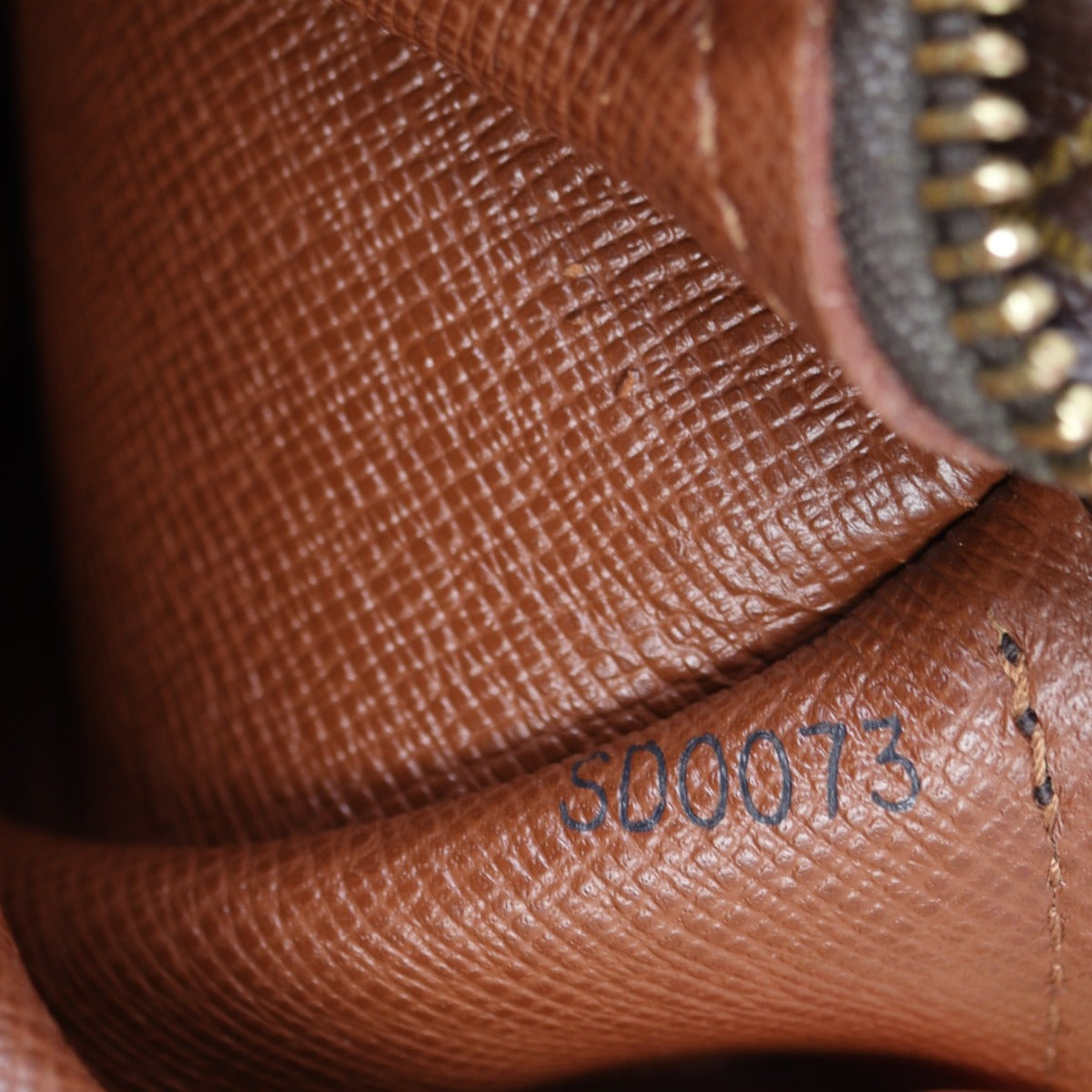 Louis Vuitton Papillon 26 Monogram