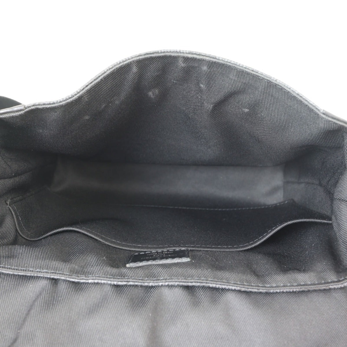 Louis Vuitton District PM Messenger Damier Graphite