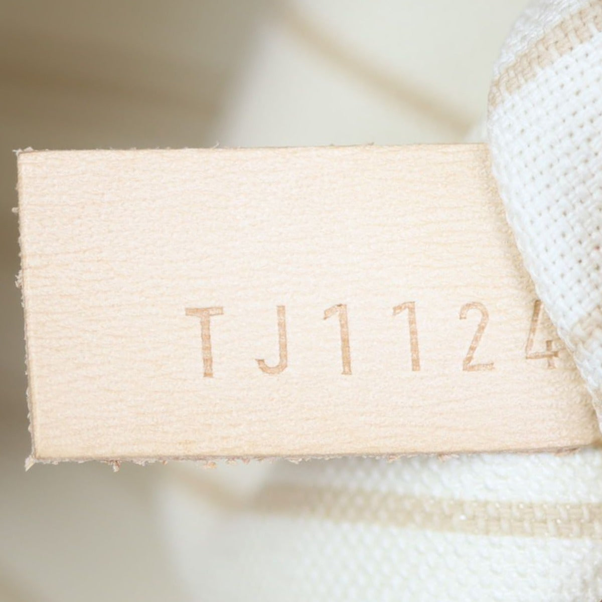 Louis Vuitton Neverfull GM Damier Azur Date code
