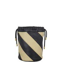 Gucci Zumi Mini Bucket Bag