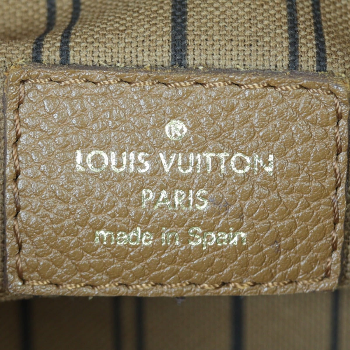 Louis Vuitton Artsy MM Monogram Empreinte