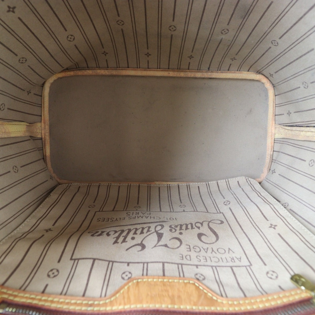 Louis Vuitton Neverfull MM Monogram