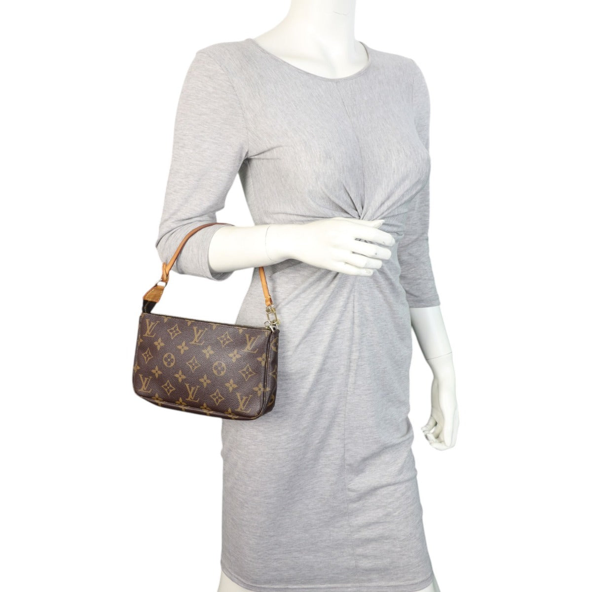 Louis Vuitton Pochette Accessoires Monogram