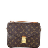 Louis Vuitton Pochette Metis Monogram