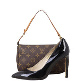 Louis Vuitton Pochette Accessories Monogram