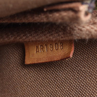 Louis Vuitton Pochette Accessories Monogram