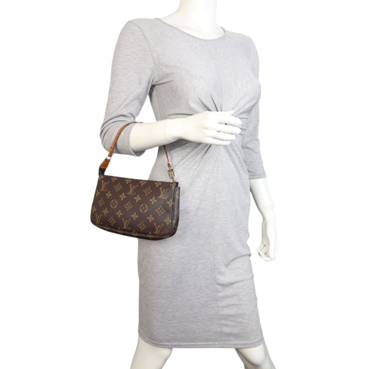 Louis Vuitton Pochette Accessories Monogram