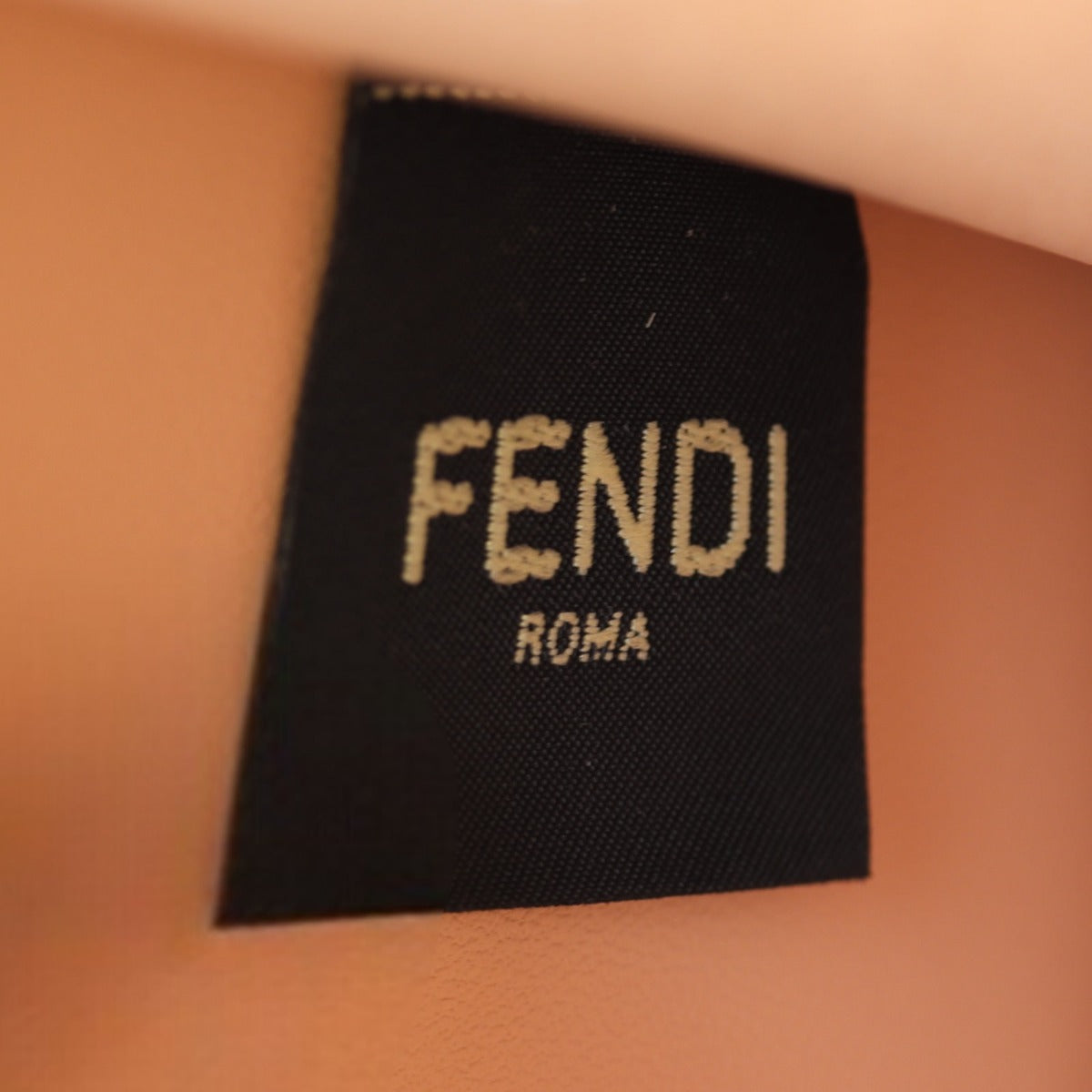 Fendi Peekaboo ISeeU Petite