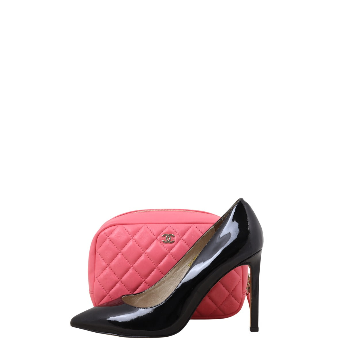 Chanel Curvy Cosmetic Case Medium