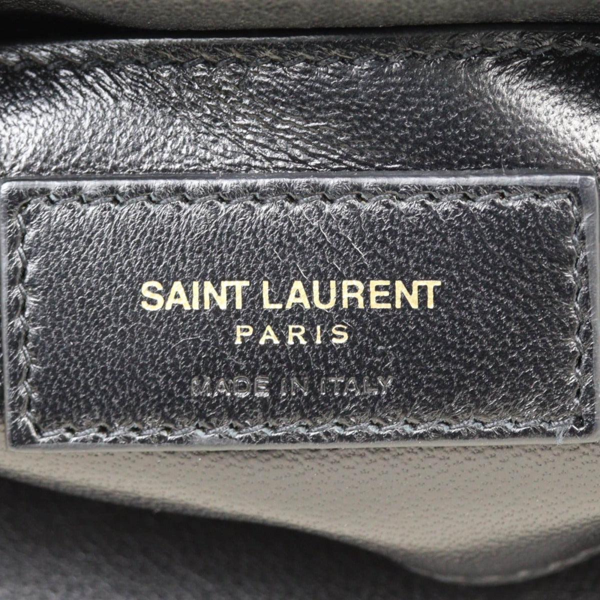 Saint Laurent College Medium