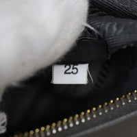 Prada Re-edition 2005 Saffiano Shoulder Bag