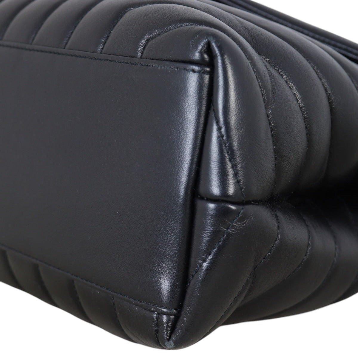 Saint Laurent Loulou Medium