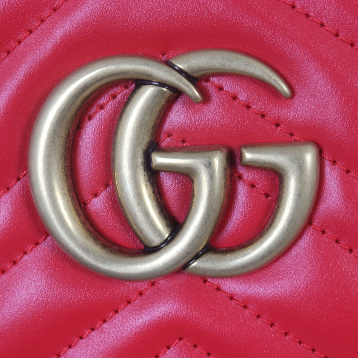 Gucci GG Marmont Small Camera Bag