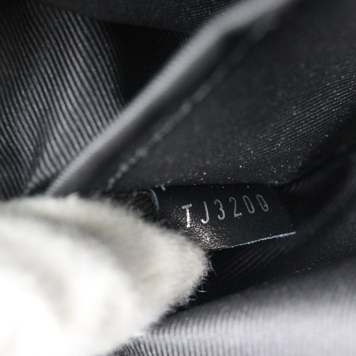 Louis Vuitton Trio Messenger Monogram Eclipse Reverse