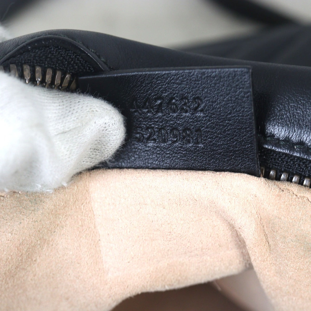 Gucci GG Marmont Small Camera Bag