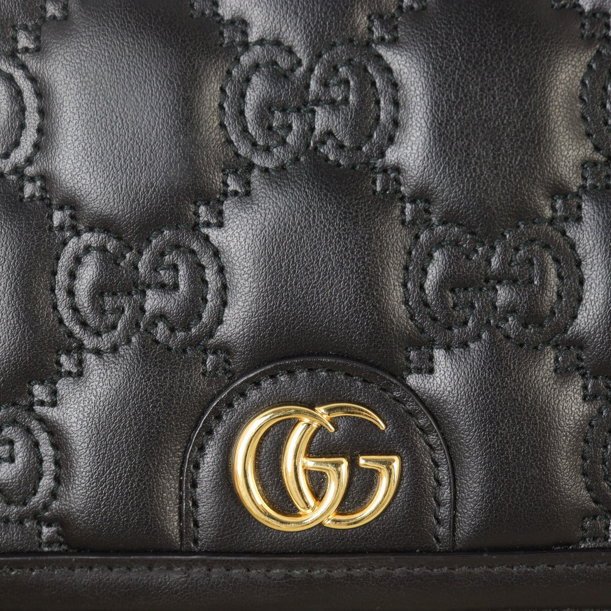 Gucci GG Matelasse Chain Wallet