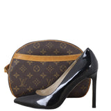 Louis Vuitton Blois Monogram