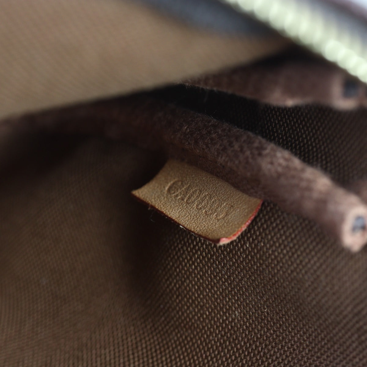 Louis Vuitton Pochette Accessoires Monogram