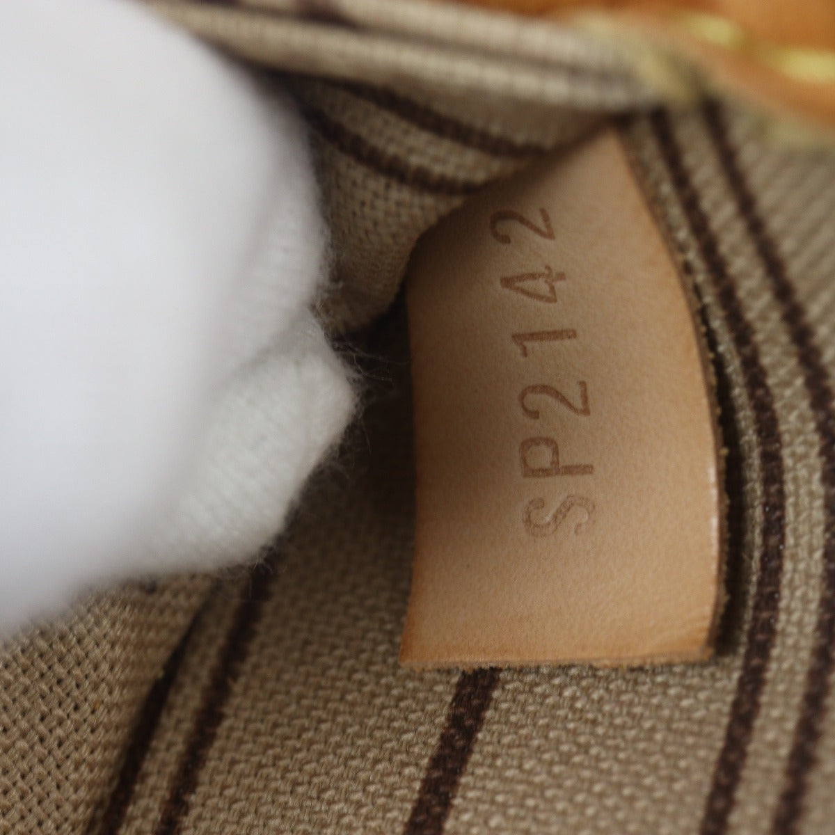 Louis Vuitton Neverfull MM Monogram