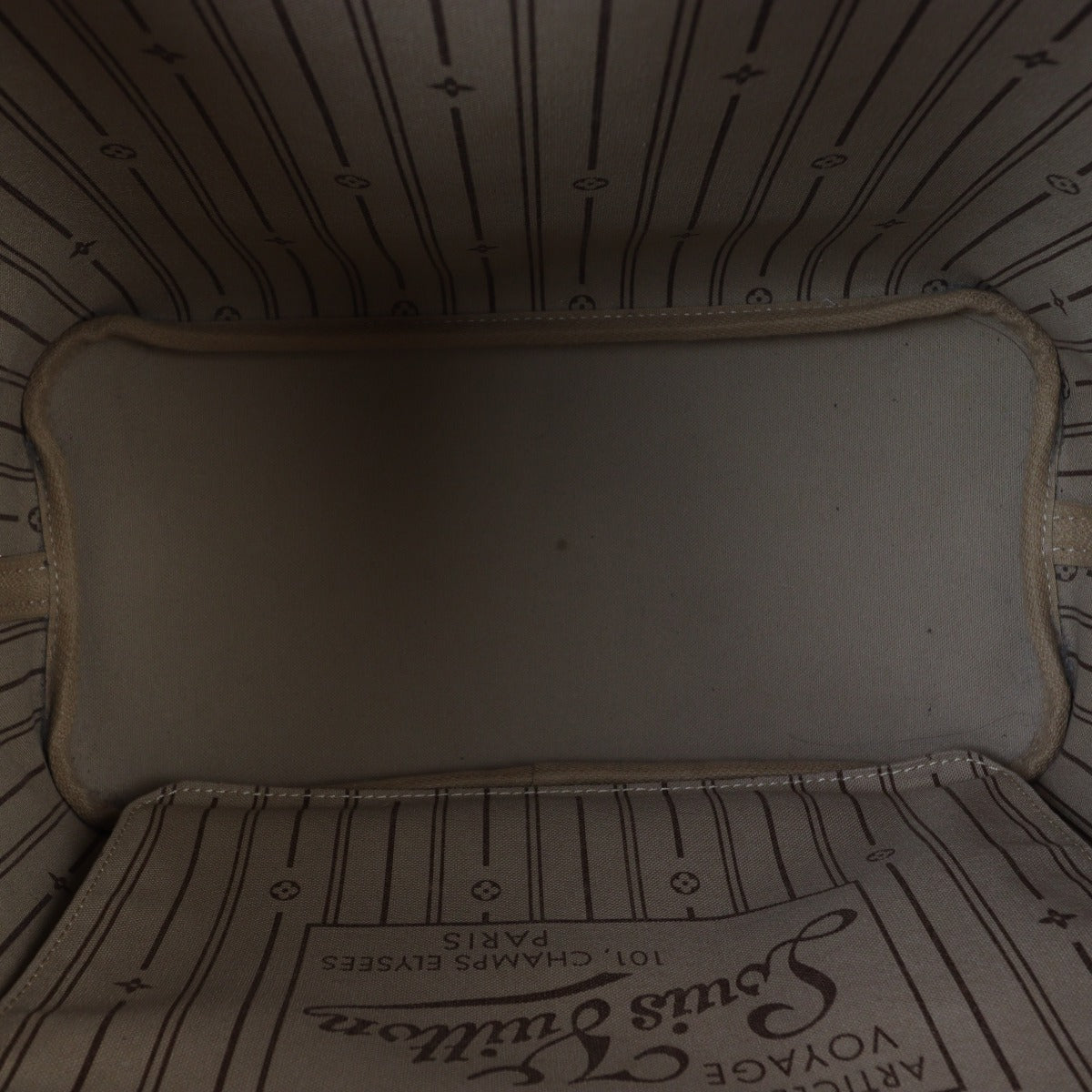 Louis Vuitton Neverfull MM Monogram