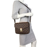 Louis Vuitton Pochette Metis Monogram
