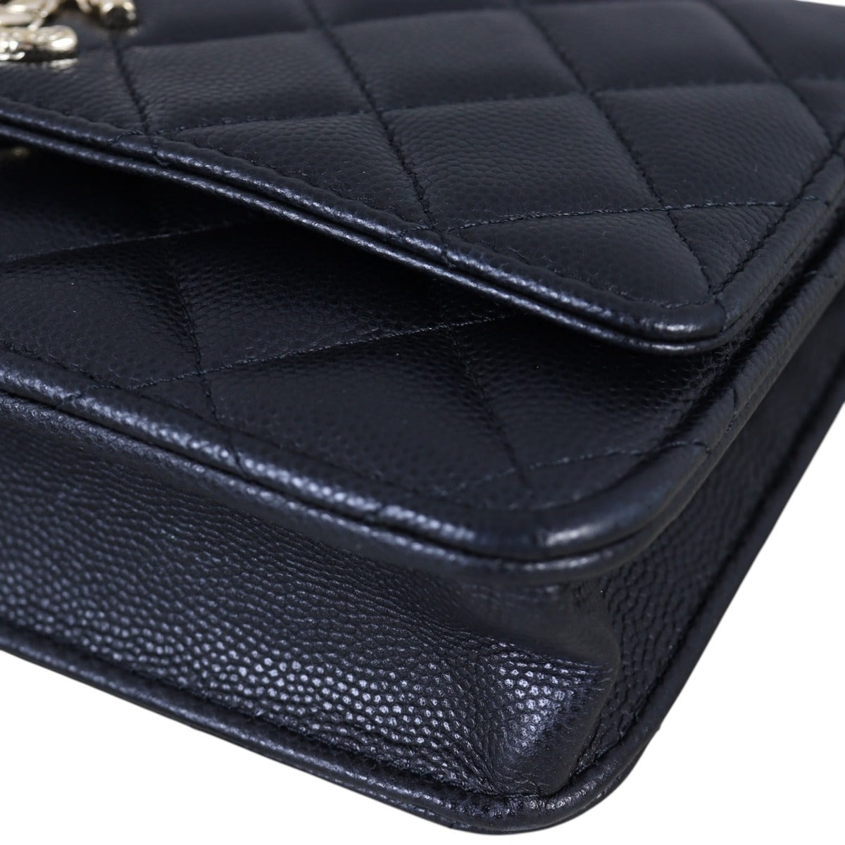 Chanel Classic Wallet on Chain