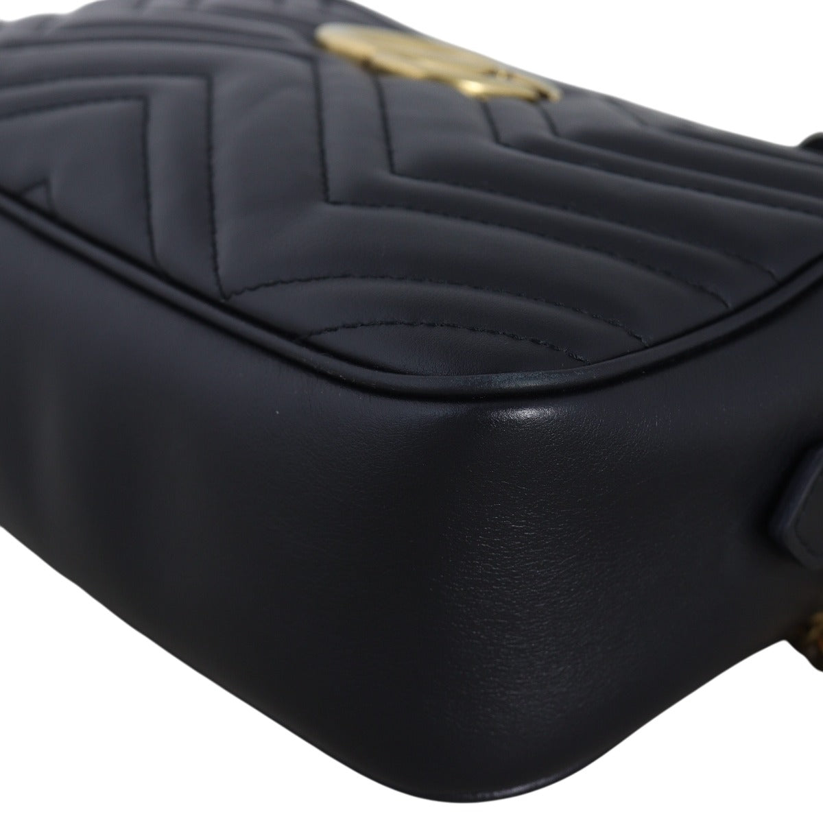 Gucci GG Marmont Small Camera Bag