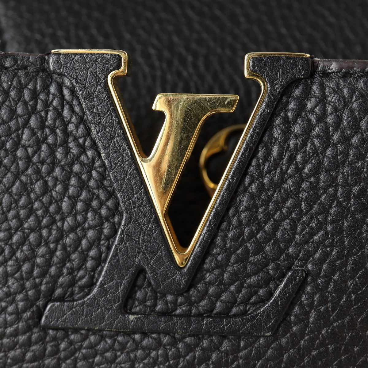 Louis Vuitton Capucines MM