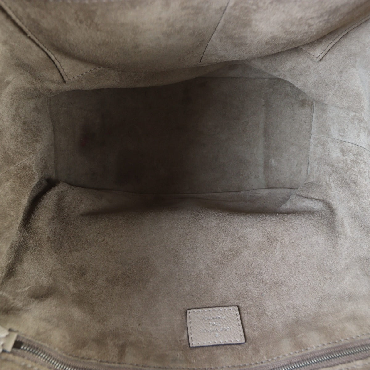 Louis Vuitton Soft LockIt MM