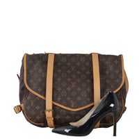Louis Vuitton Saumur 43 Monogram