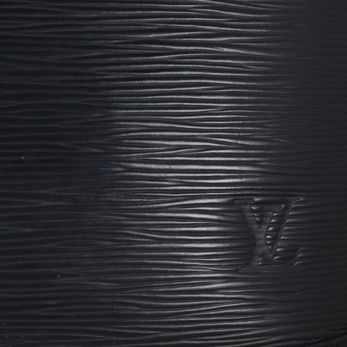 Louis Vuitton Alma PM Epi