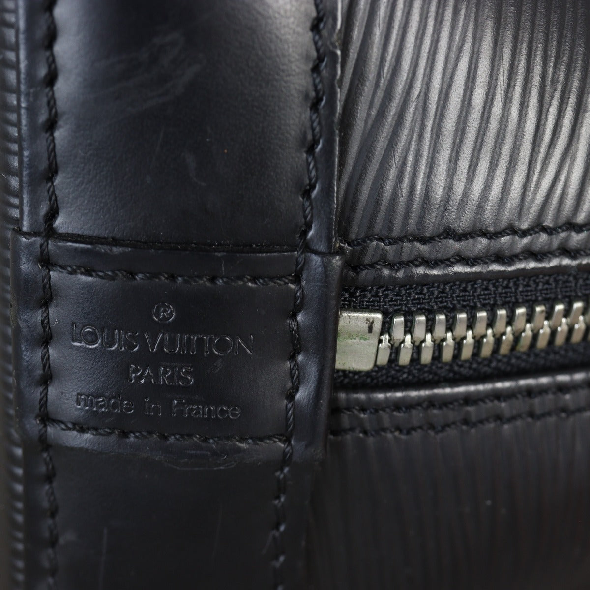 Louis Vuitton Alma PM Epi