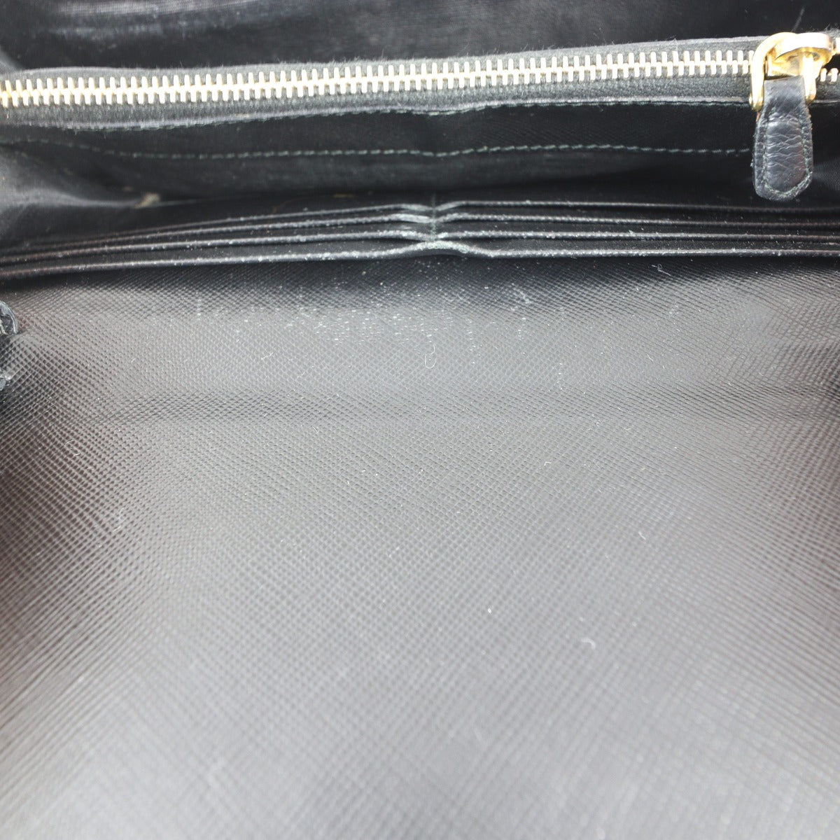 Prada Saffiano Wallet on Chain