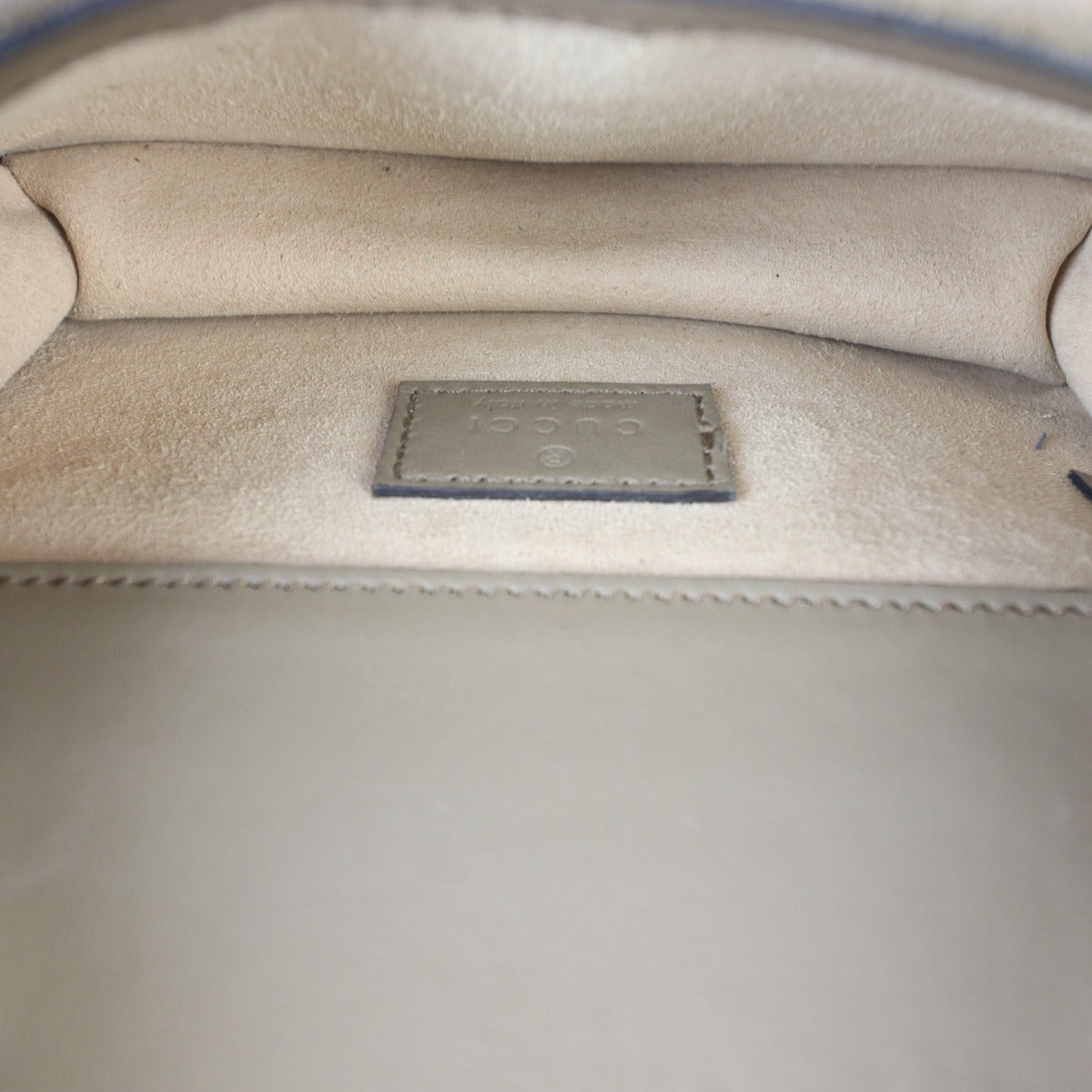 Gucci Dionysus GG Supreme Super Mini Bag