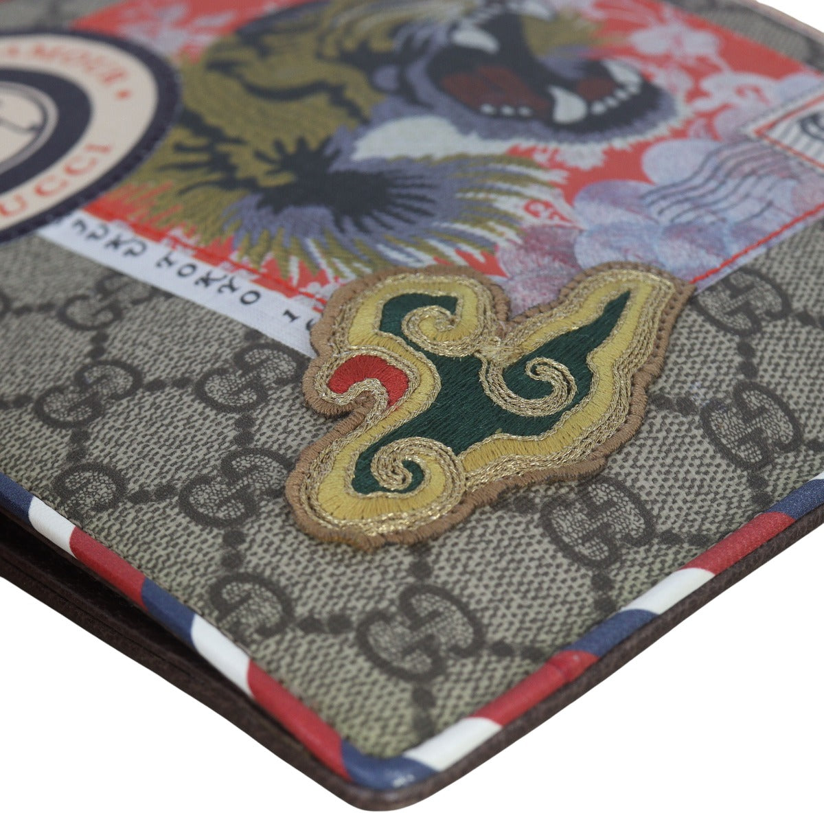 Gucci GG Supreme Courrier Pouch